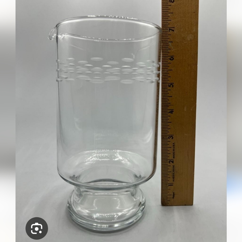 1960's Vintage Etched Crystal Cocktail/Martini Pitcher - Picture 4 of 4